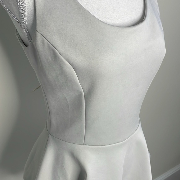 Needle & Thread Flared Light Gray Peplum Top. Medium - Picture 2 of 9